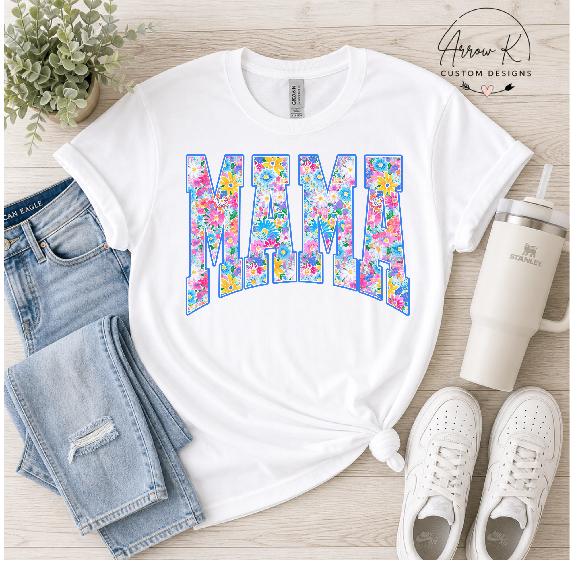 Floral MAMA Graphic Tee